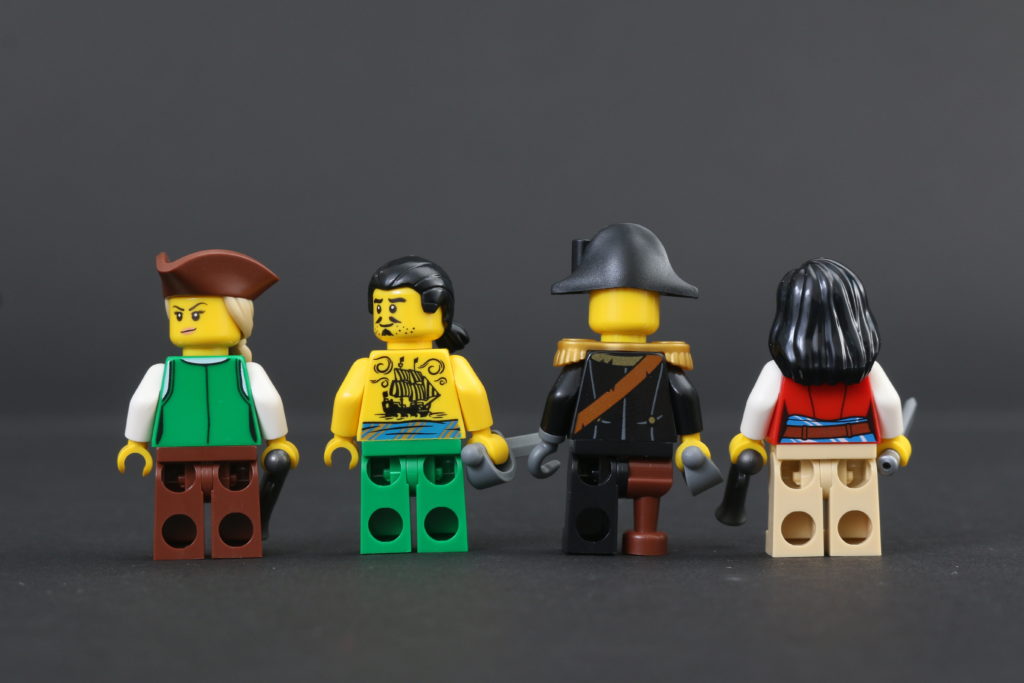 LEGO Ideas 21322 Pirates of Barracuda Bay review 78