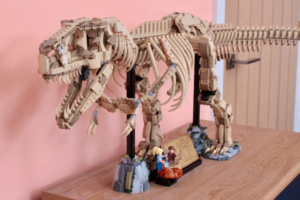 LEGO Jurassic Park 76968 Dinosaur Fossils Tyrannosaurus rex review 2 1024x683