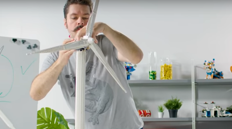 LEGO Creator Expert 10268 Vestas Wind Turbine designer video