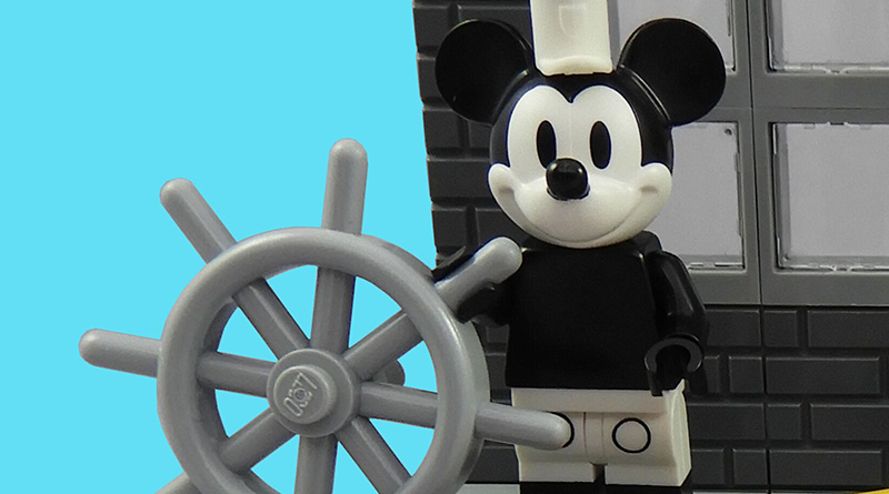 LEGO Disney Collectible Minifigures vignettes: Mickey Mouse