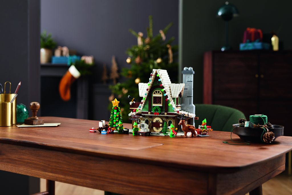 LEGO 10275 Elf Club House 20