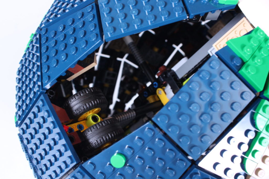 LEGO Ideas 21332 The Globe review 26 1024x683