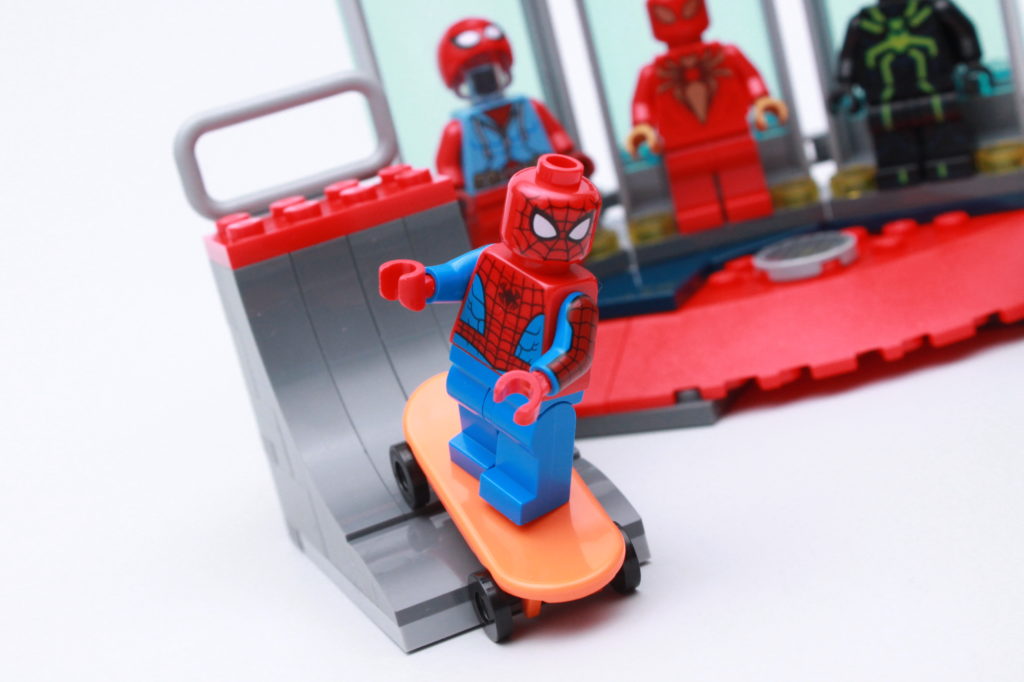 LEGO Marvel 76175 Attack on the Spider Lair review 13