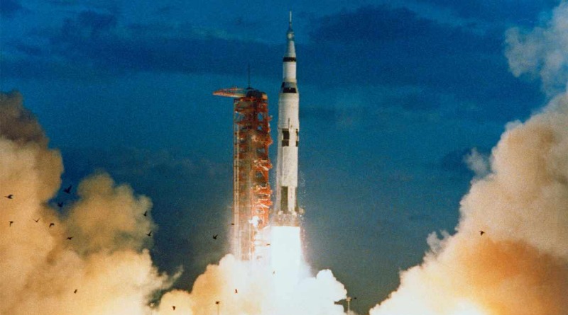 Five incredible facts behind LEGO Ideas 92176 NASA Apollo Saturn V