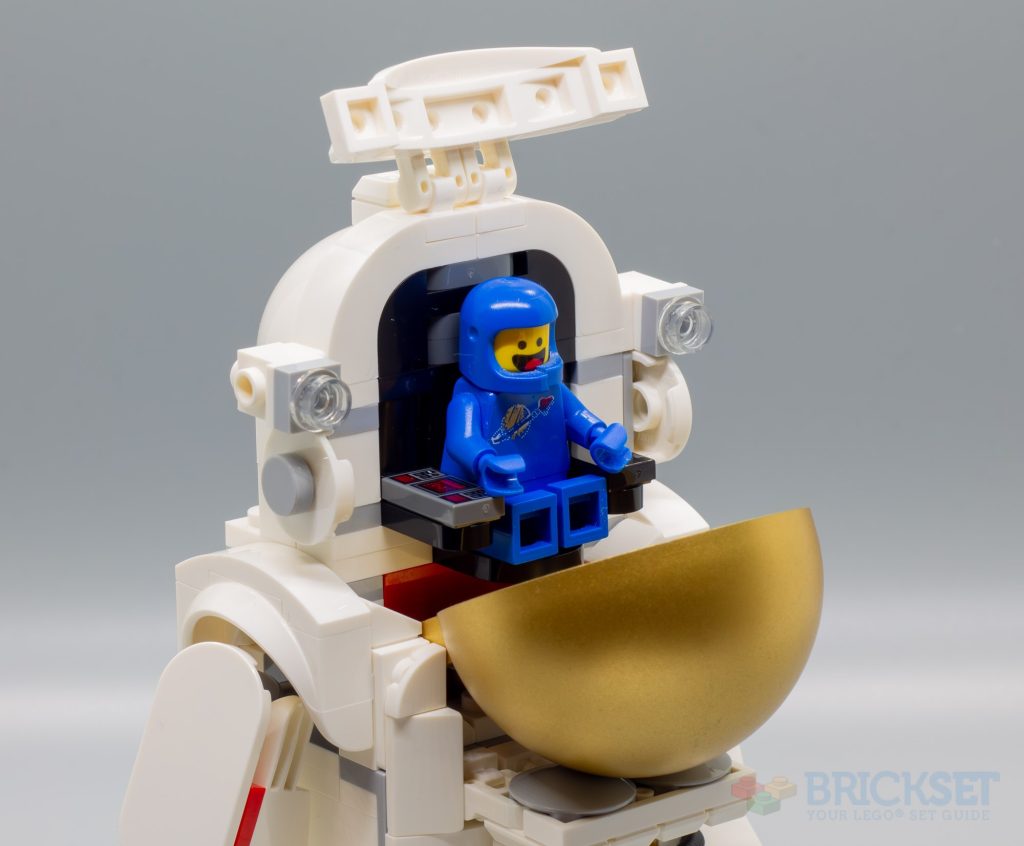 BRICKSET LEGO Creator 3 in 1 31152 Space Astronaut review 2 1024x846