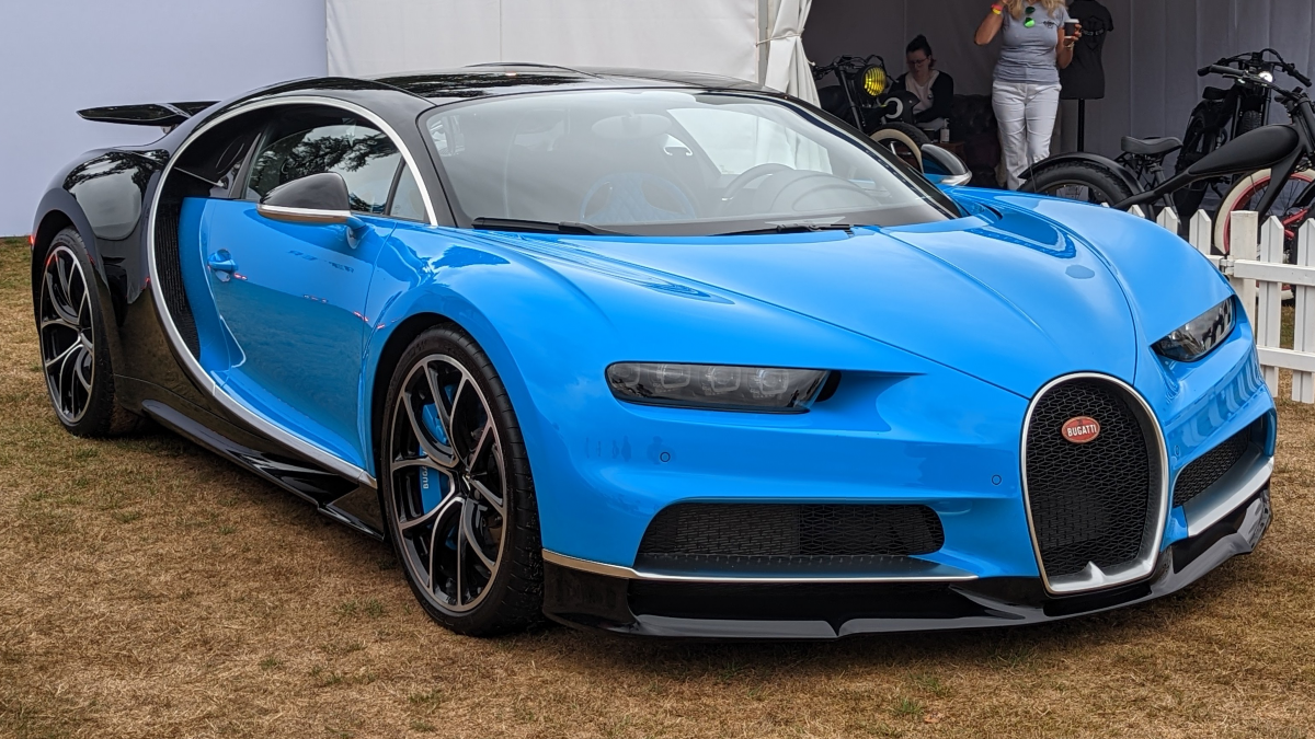 New LEGO Speed Champions 2025 rumours include Bugatti and Mitsubishi