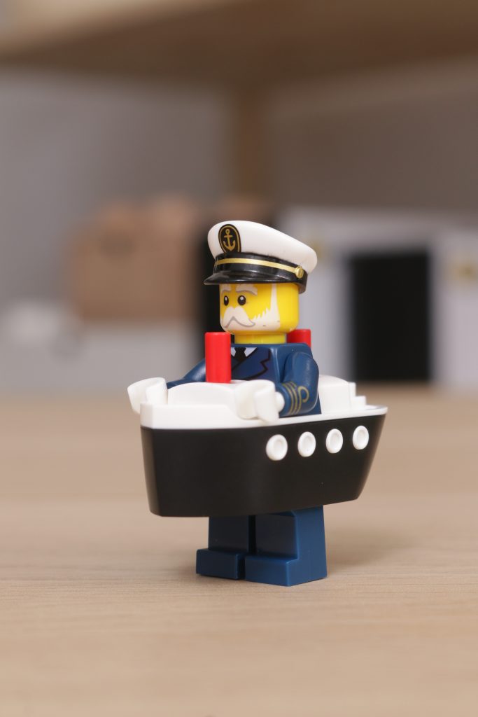 LEGO Minifigures 71034 Series 23 review 18 683x1024