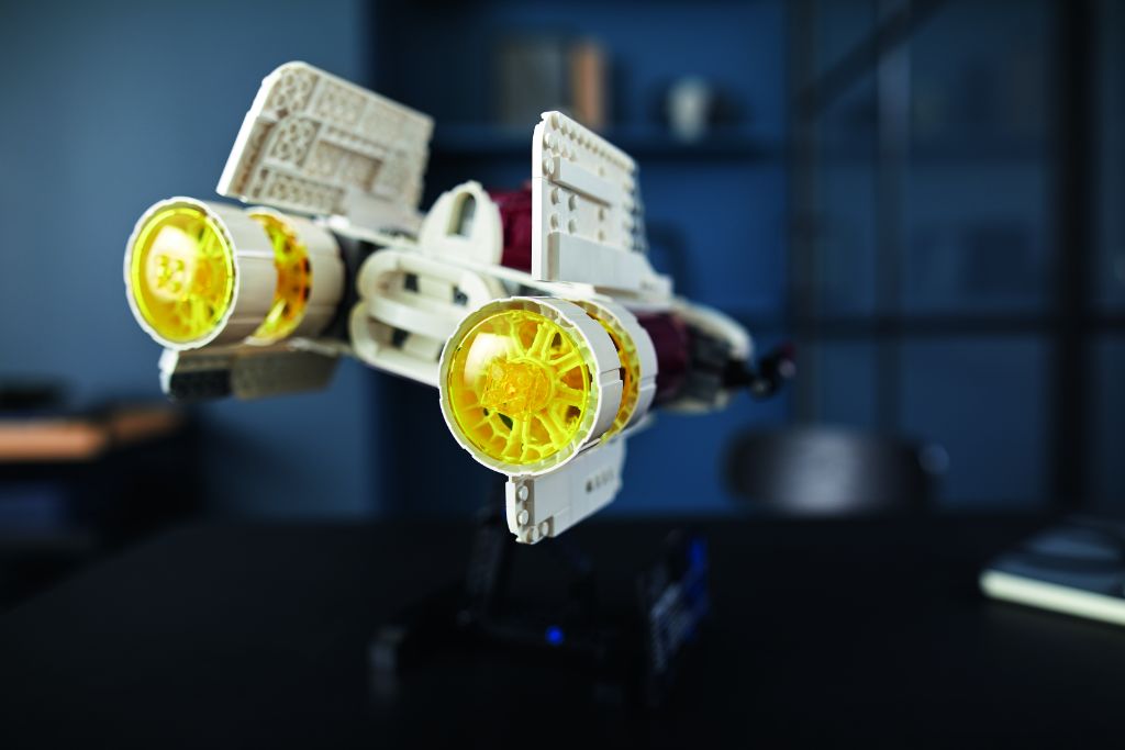 LEGO Star Wars 75275 UCS A wing 34