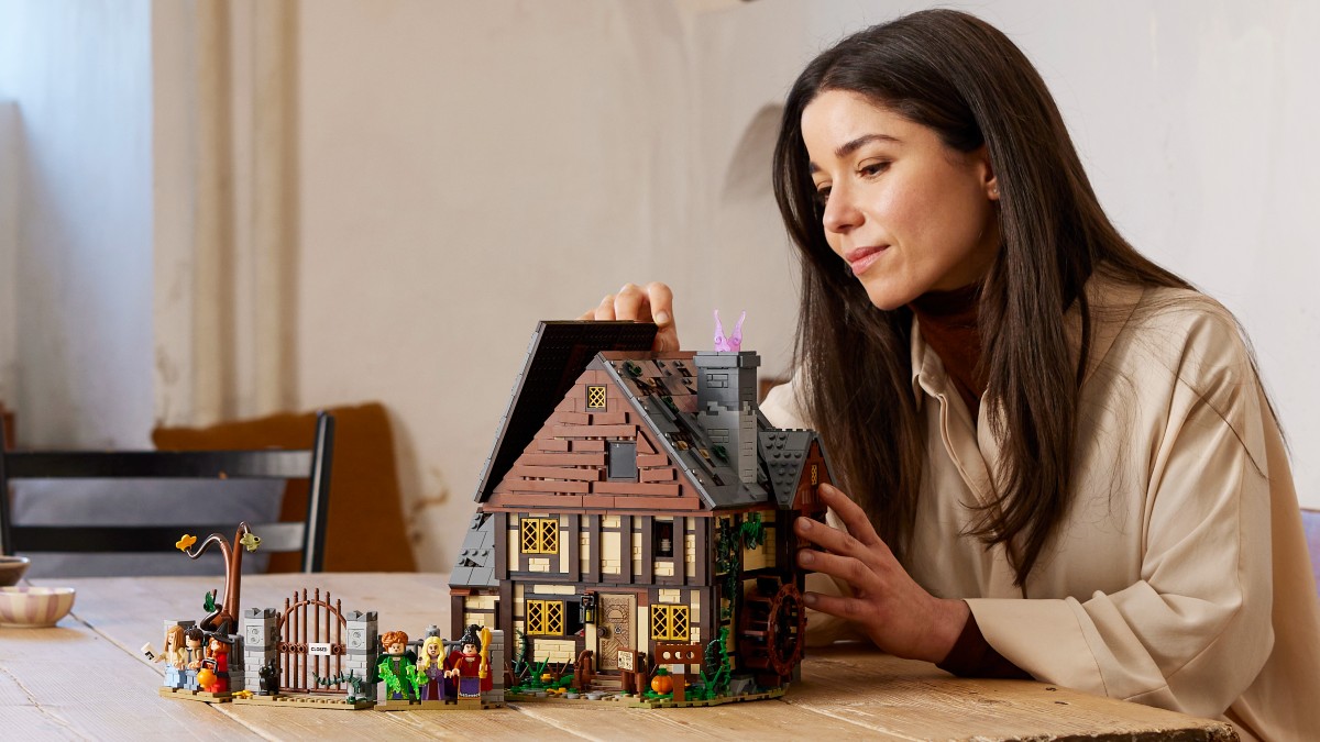 LEGO Ideas Hocus Pocus is available now for worldwide VIPs