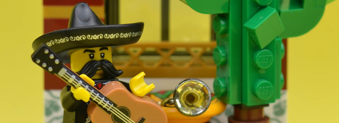LEGO Collectible Minifigures Series 16 Vignettes: Mariachi