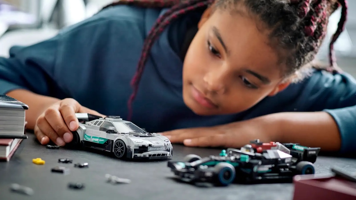 LEGO Technic rumoured to feature a Formula 1 polybag in 2024