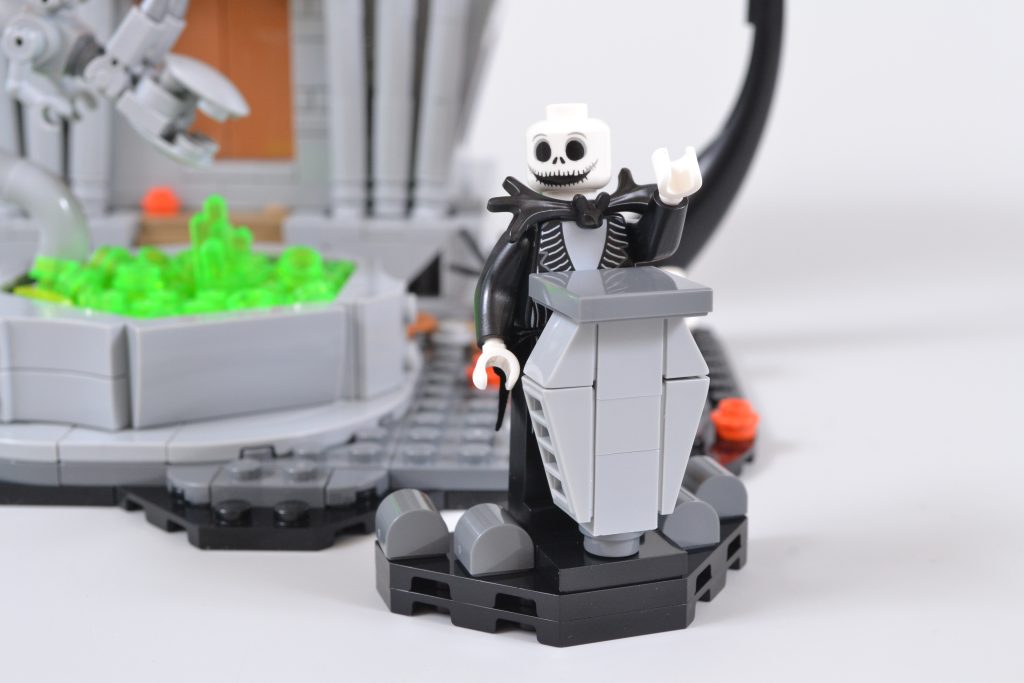 LEGO Ideas 21351 The Nightmare Before Christmas 27 1024x683