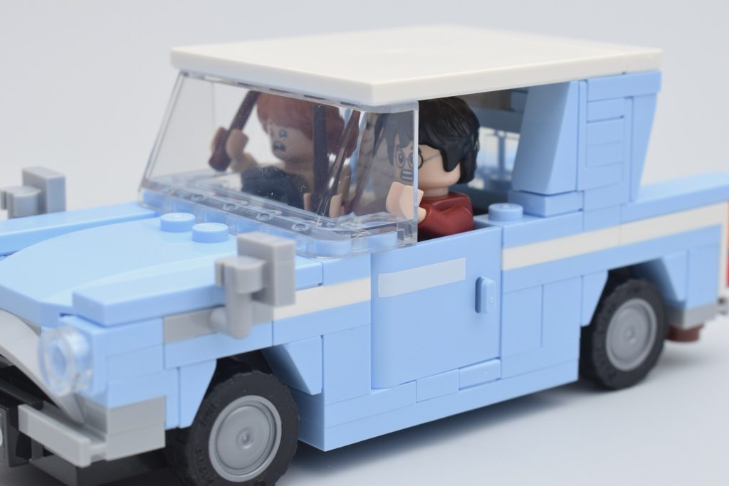 LEGO Harry Potter 76424 Flying Ford Anglia review 18 1024x683