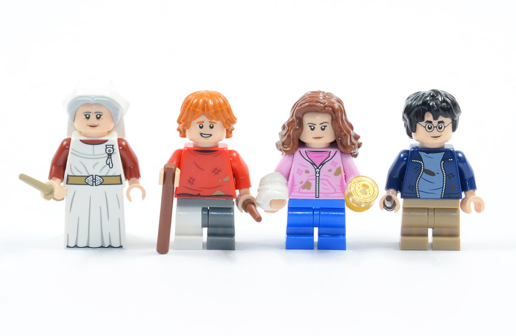 LEGO 76398 Hogwarts Hospital Wing review 9 1024x666