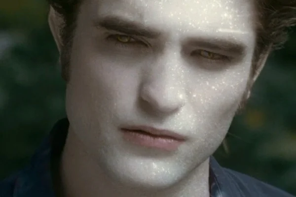 Twilight Edward in the sun