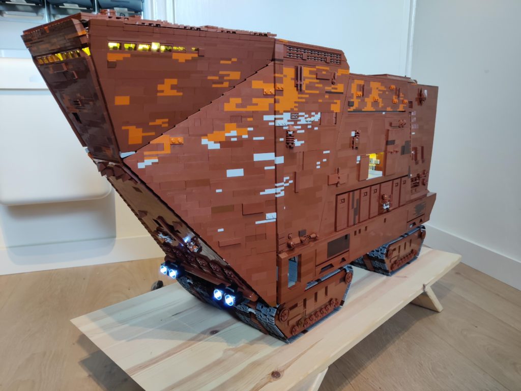 LEGO Star wars sandcrawler moc 2