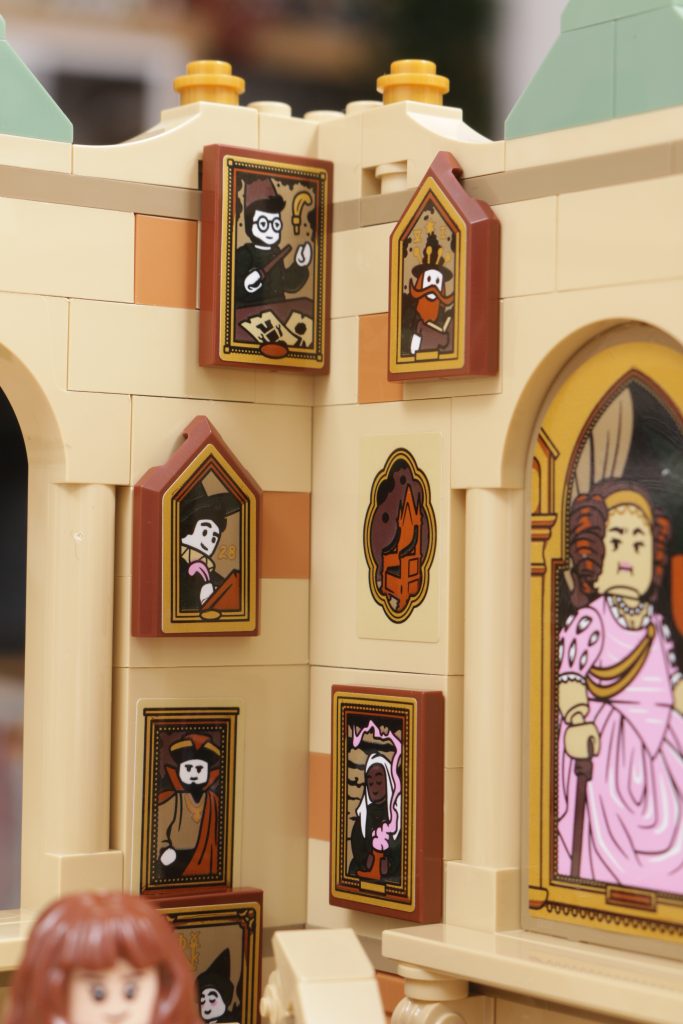 LEGO Harry Potter 40577 Hogwarts Grand Staircase GWP review 6 683x1024