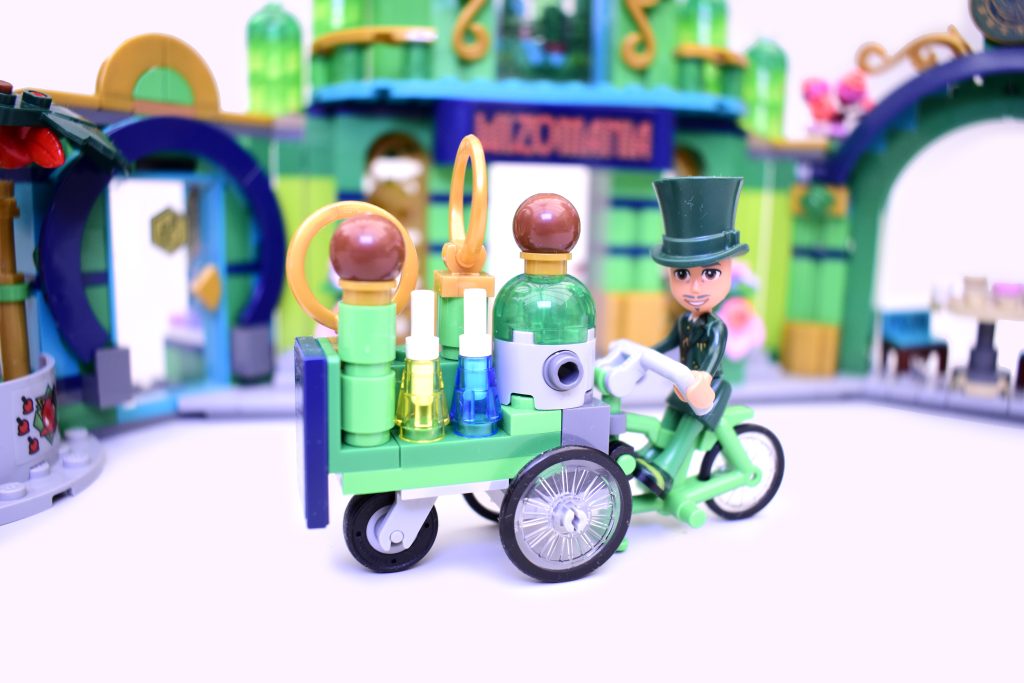 LEGO Wicked 75684 Welcome to Emerald City review 10 1024x683