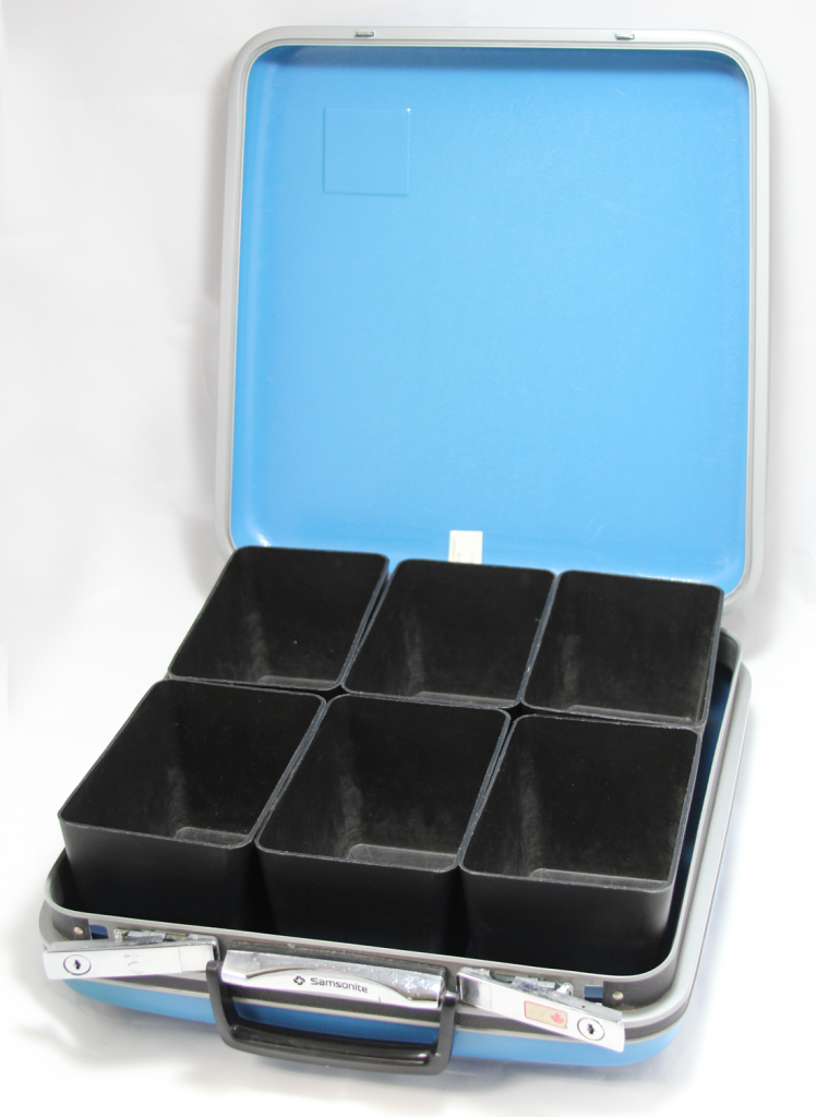 7000 2 Educational Suitcase Interior 748x1024