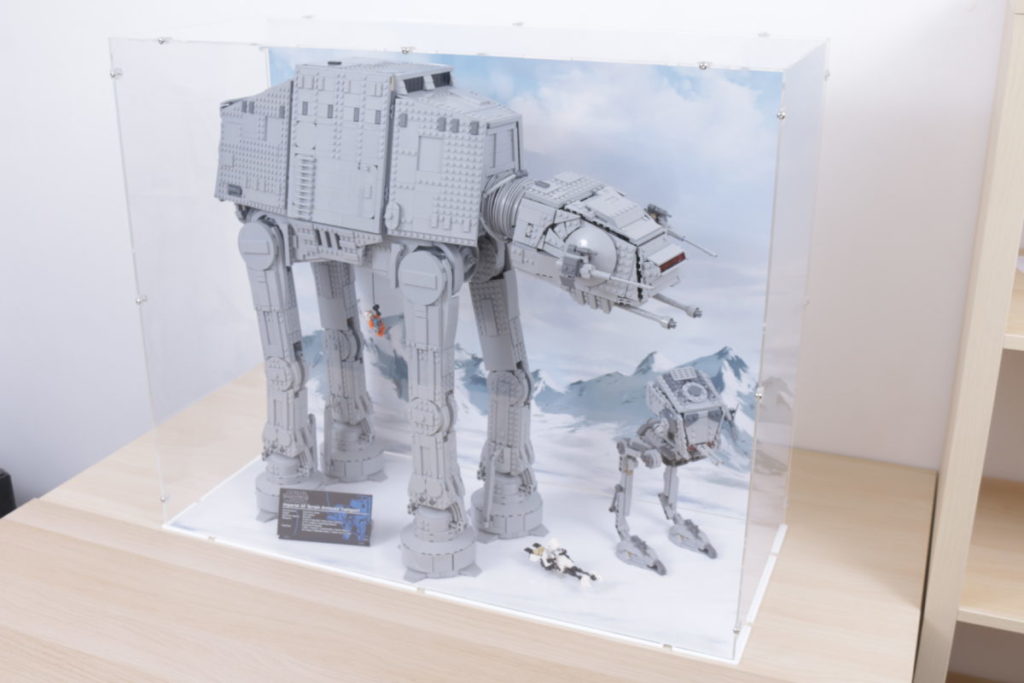 LEGO Star Wars UCS 75313 AT AT display case review iDisplayit LEGO Star Wars 36 1024x683