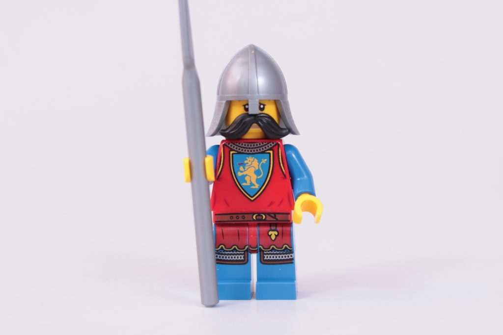 LEGO Icons 10332 Medieval Town Square review 58 1024x683