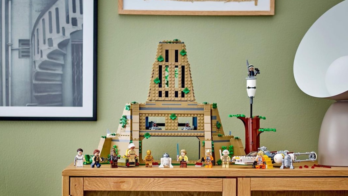 LEGO Star Wars 75365 Yavin 4 Rebel Base is a bit expensive, say early reviews