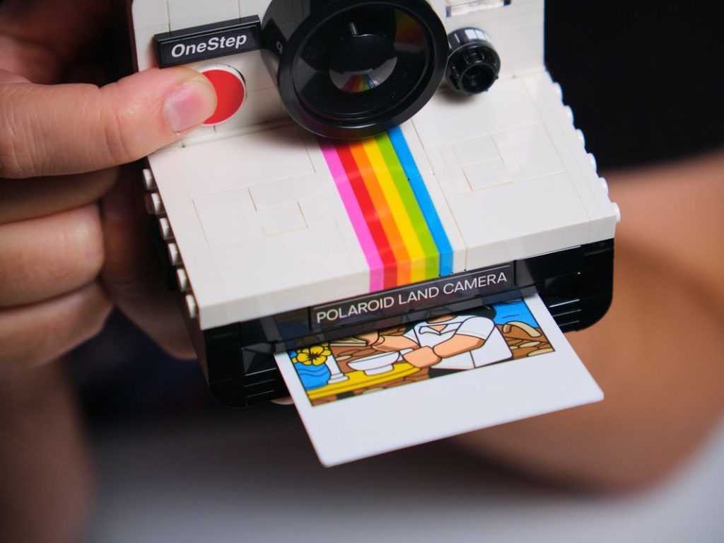 21345 Polaroid OneStep SX 70 Camera 1024x768