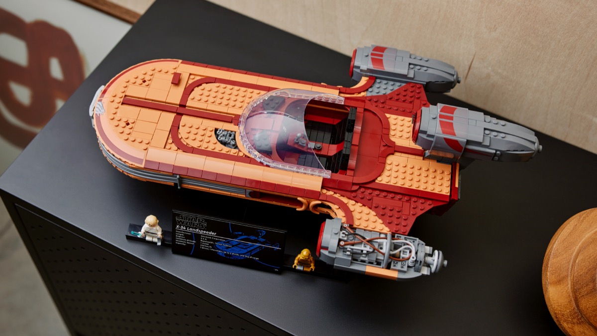 LEGO Star Wars 75341 Luke Skywalkers Landspeeder featured 3