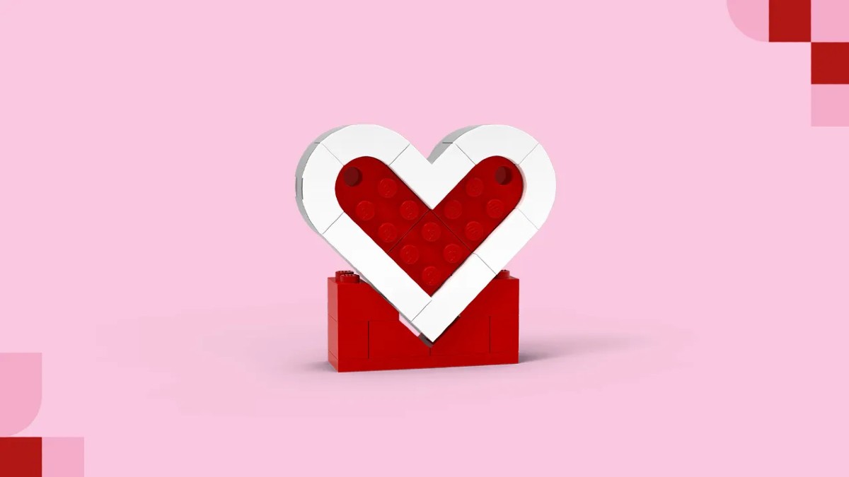 Free LEGO Valentine's Day model coming to LEGO stores