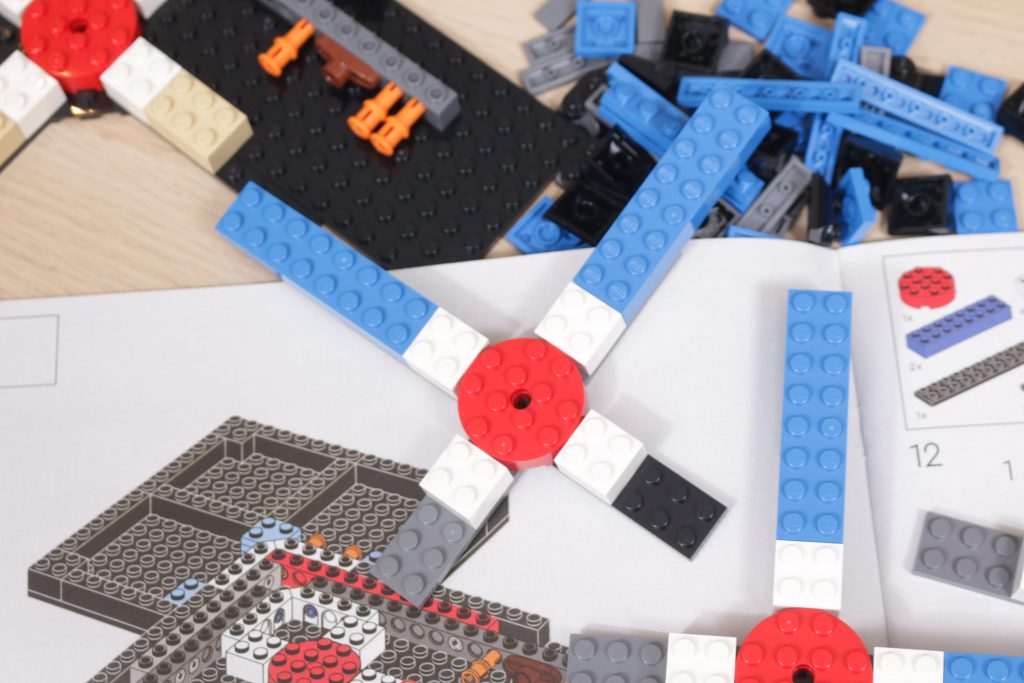 LEGO Icons 10307 Eiffel Tower review 8 1024x683