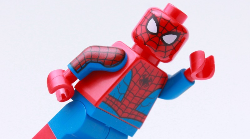 The new LEGO Spider-Man minifigure looks way better with dual-moulded legs