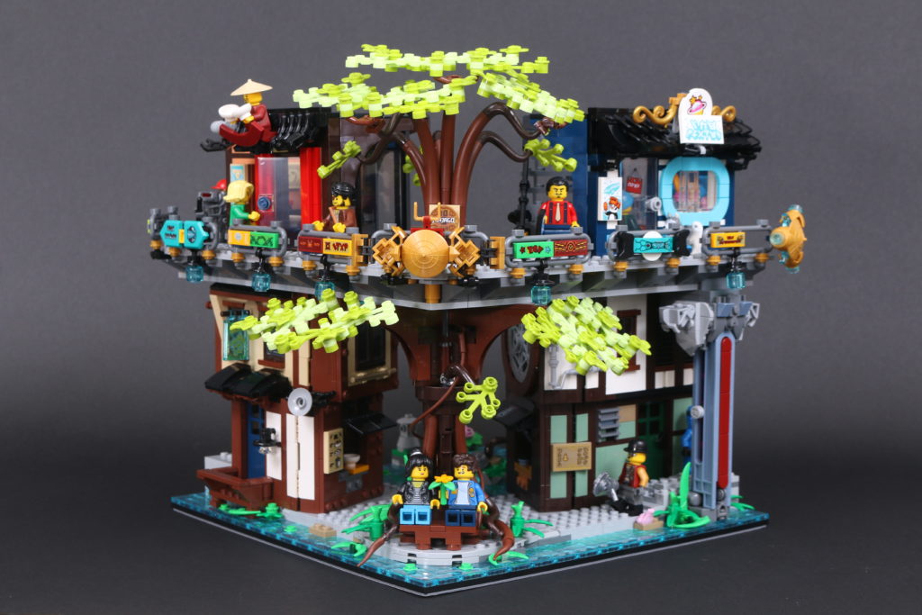LEGO NINJAGO 71741 NINJAGO City Gardens review 69