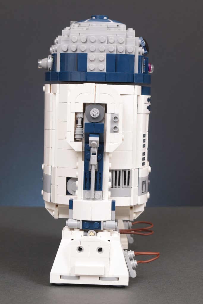 LEGO Star Wars 75379 R2 D2 review 19 683x1024