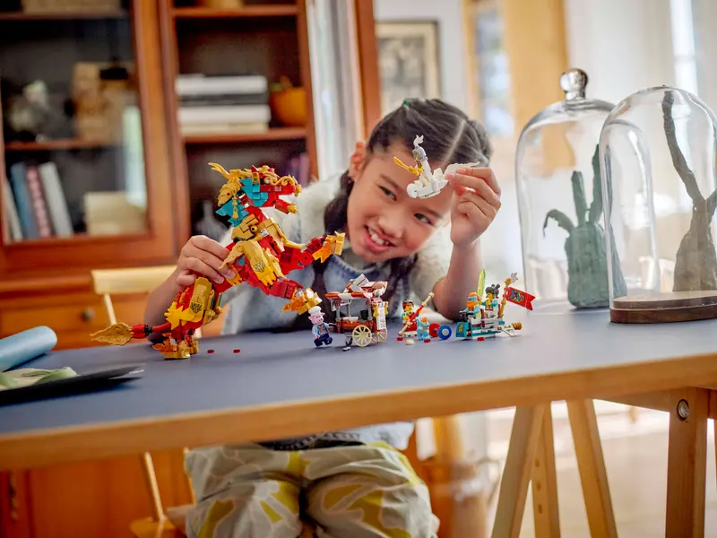 LEGO Monkie Kid 80066 Mythical Creature Qilin Lifestyle