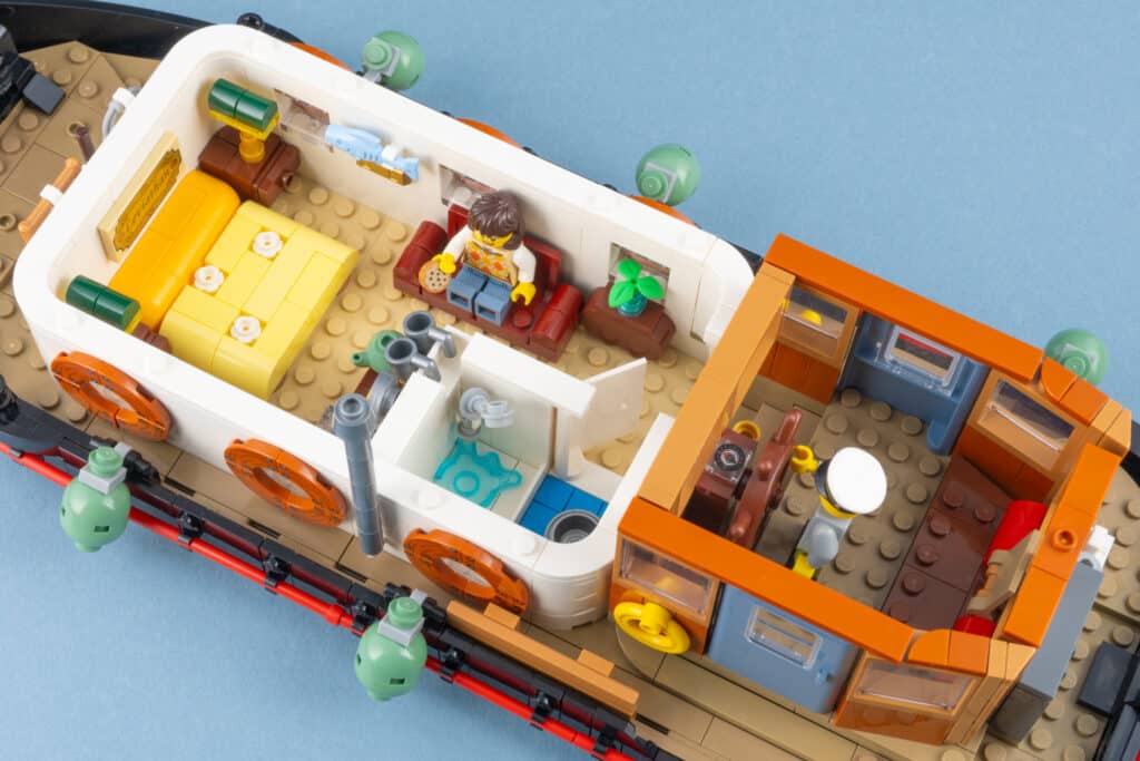 LEGO Ideas canal houseboat 5