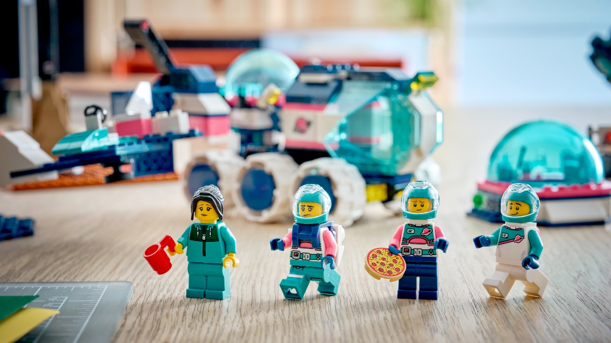 Win all new LEGO Education sets as experiment is explained