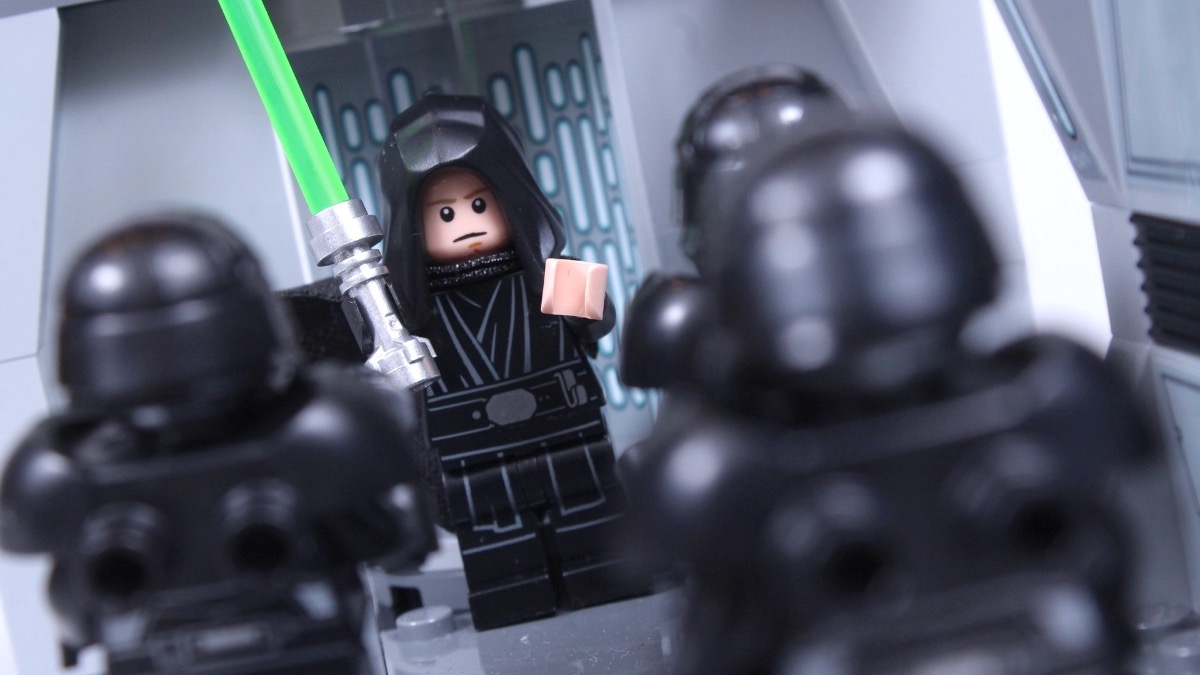 LEGO Star Wars 75324 Dark Trooper Attack review
