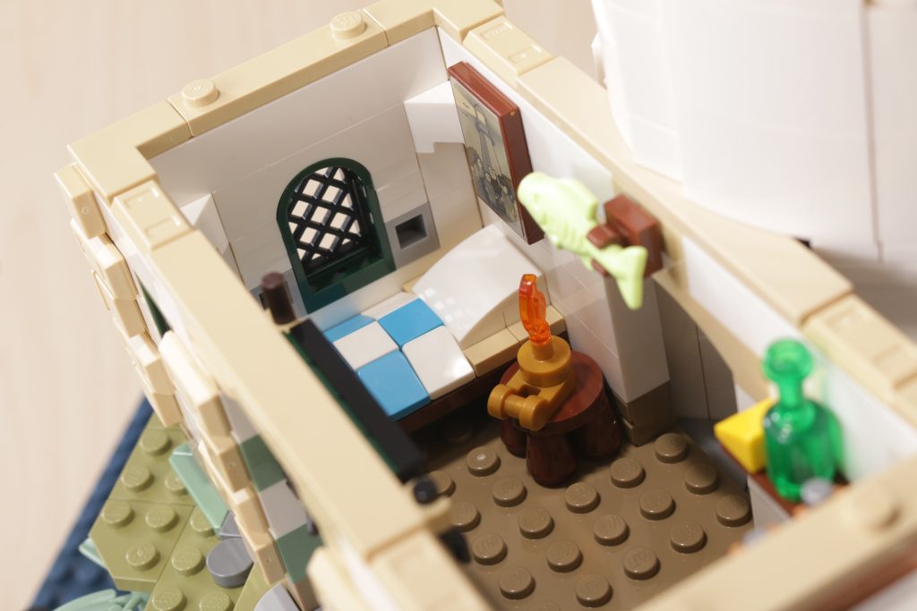 LEGO Ideas 21335 Motorised Lighthouse review 10 1024x683
