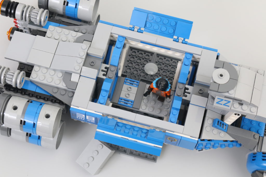 LEGO Star Wars 75293 Resistance I TS Transport review 9