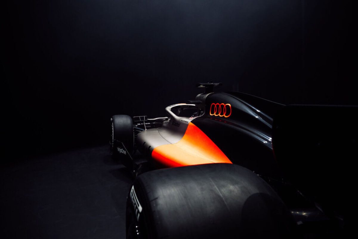 Audi F1 livery 3 1200x800