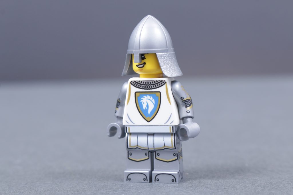31168 Medieval Horse Knight Castle minifigures comparison 25 1024x683