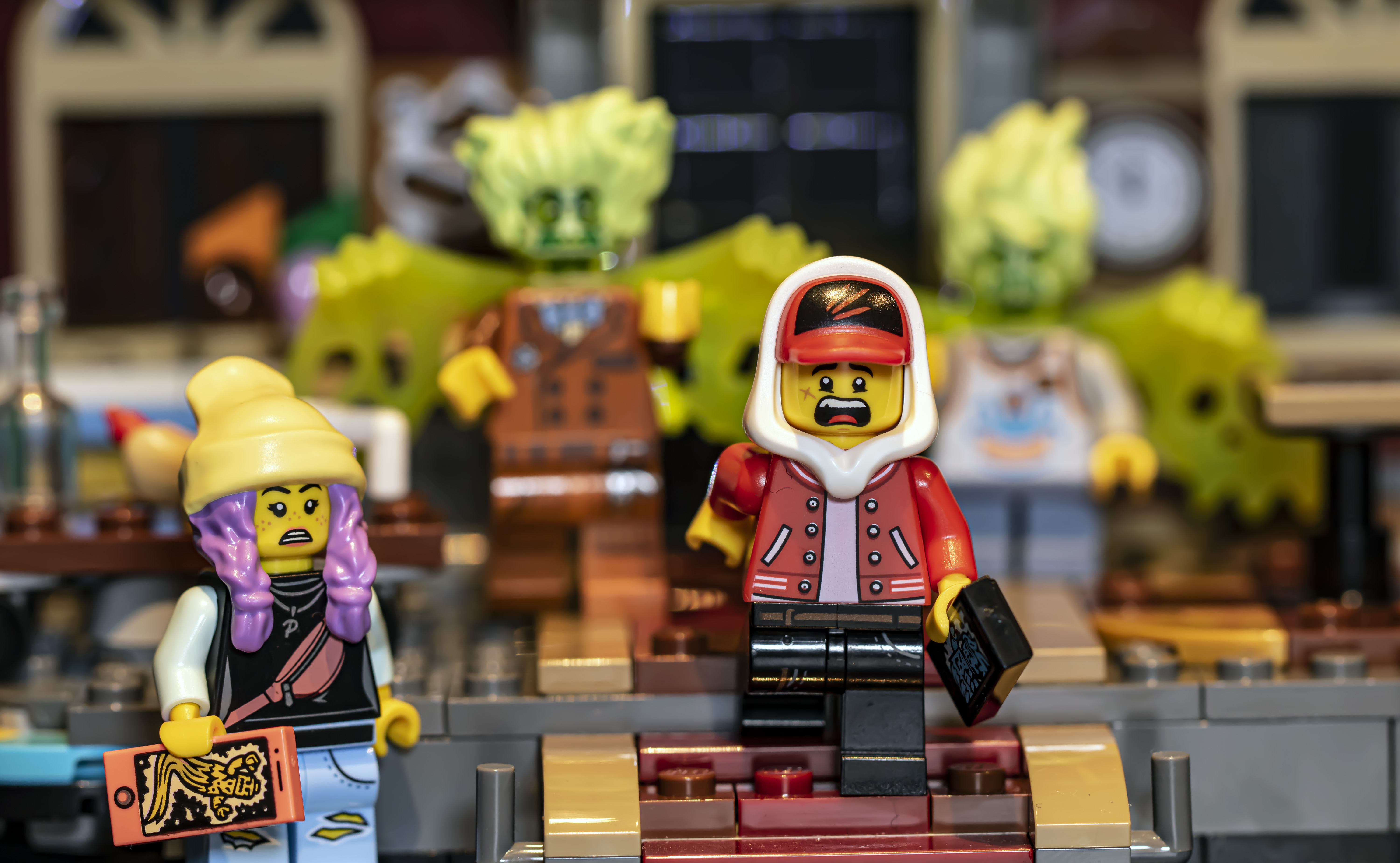 LEGO Hidden Side 70425 Newbury Haunted High School review
