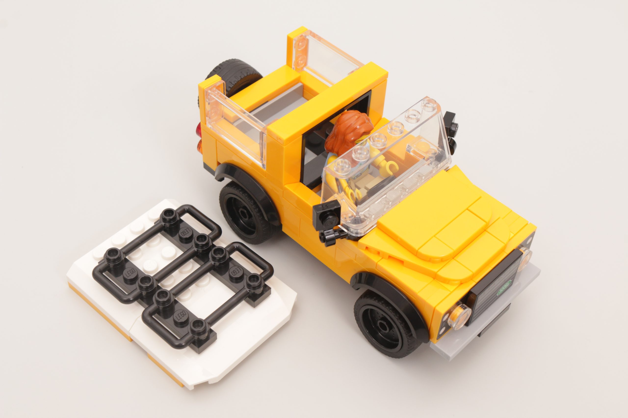 LEGO Creator 40650 Land Rover Classic Defender review 16 scaled