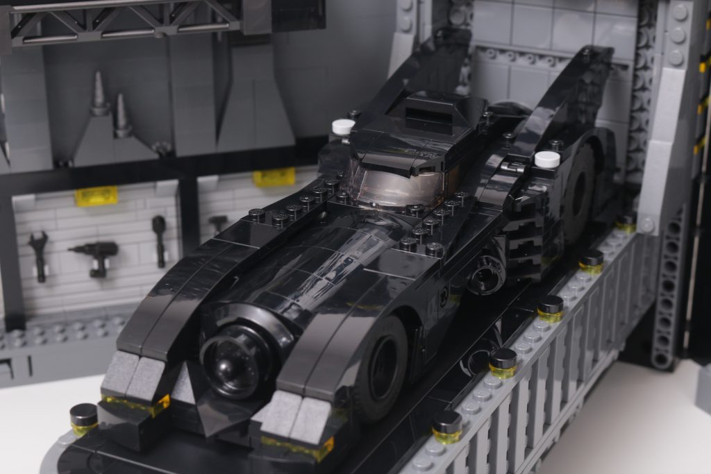 LEGO Batman 76252 Batcave – Shadow Box review 18 1024x683