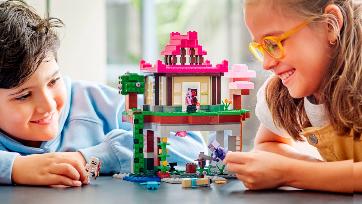 Save 20% on selected LEGO Minecraft at Hamleys – plus extra 10% discount