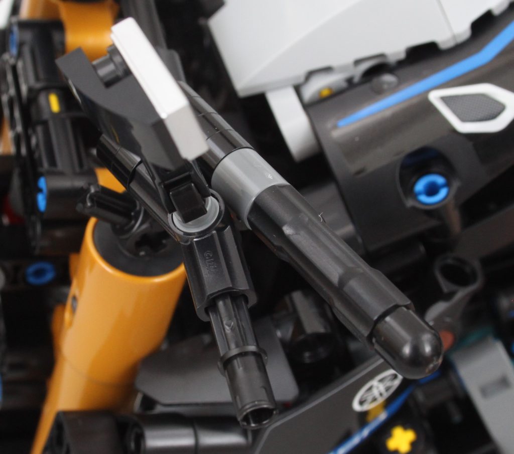 LEGO Technic 42159 Yamaha MT 10 SP review 36 1024x905