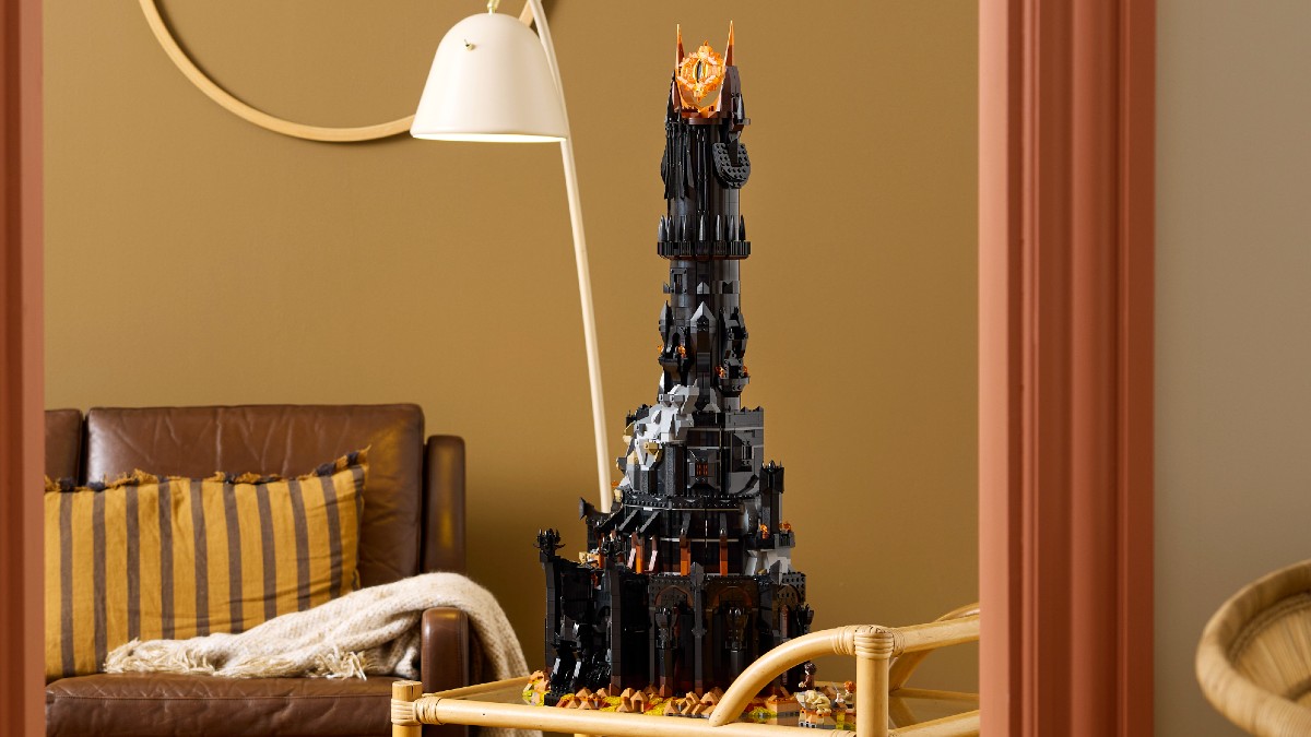 LEGO Icons The Lord of the Rings: Barad-dûr sells out ahead of wider release