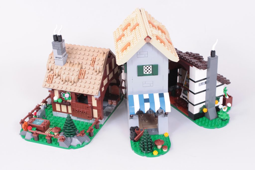 LEGO Icons 10332 Medieval Town Square review 28 1024x683