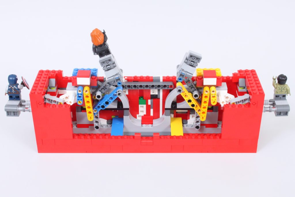 lego marvel 76313 marvel logo review 32 1024x683