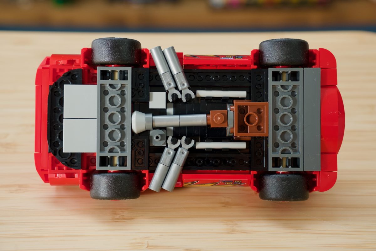 LEGO Speed Champions 77255 Lightning McQueen review 8 1200x800